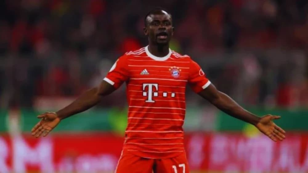 Sadio Mané: Da Bambali alle stelle del calcio mondiale Sadio Mané: Da Bambali alle stelle del calcio mondiale