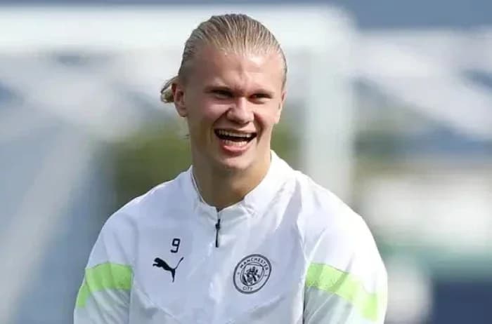 Erling Haaland: il Futuro del Calcio Moderno Erling Haaland: il Futuro del Calcio Moderno